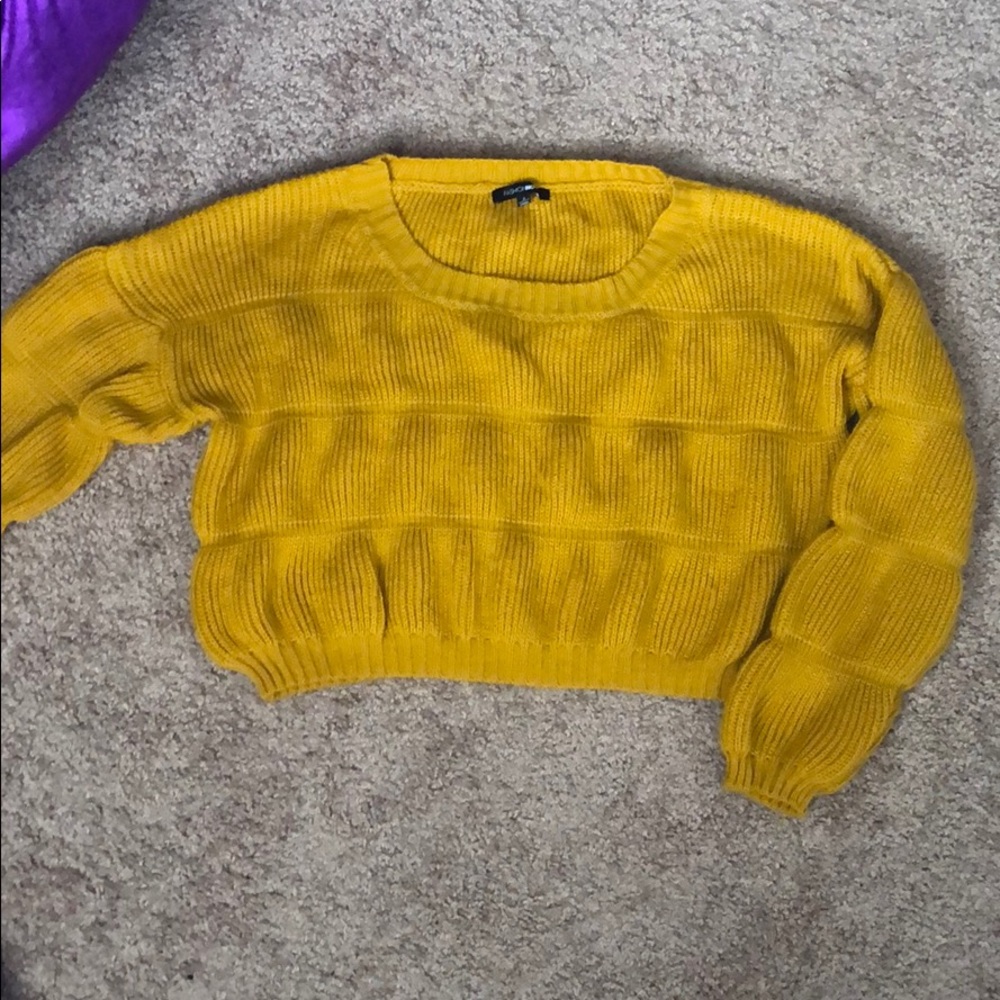 Yellow mustard sweater✨